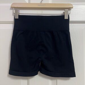Black High-Waisted Shorts Active Booty Enhancing Sports Shorts